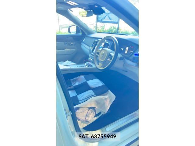 Volvo XC90 2023-06 8369647-9