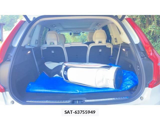 Volvo XC90 2023-06 8369647-5