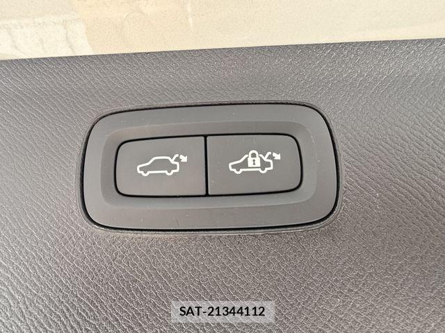 Volvo XC90 2020-05 8372349-17
