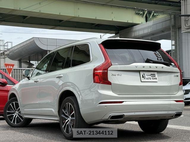 Volvo XC90 2020-05 8372349-5