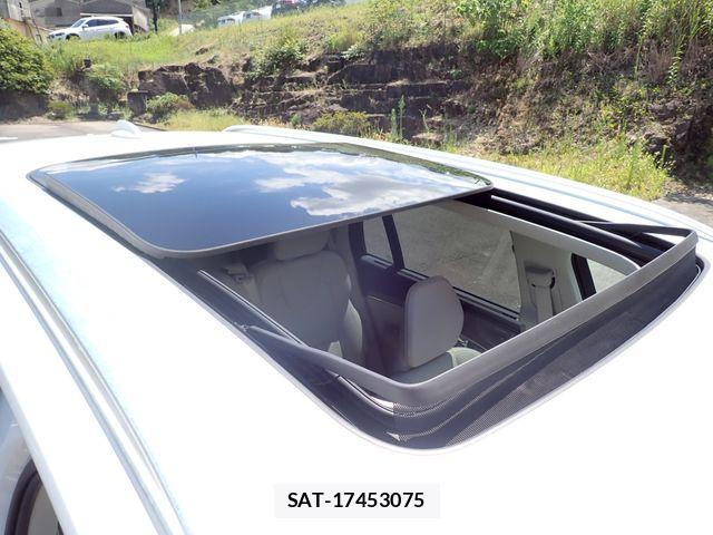 Volvo XC90 2022-03 8486251-10