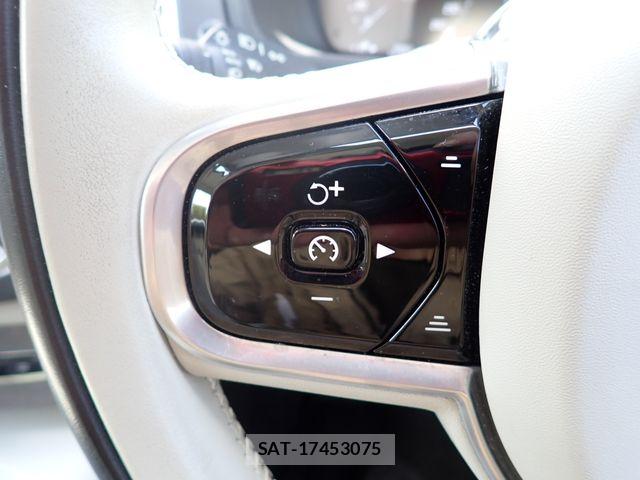 Volvo XC90 2022-03 8486251-20