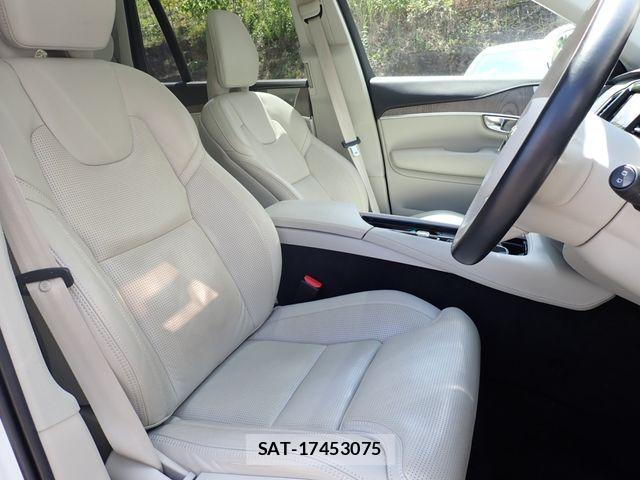 Volvo XC90 2022-03 8486251-22