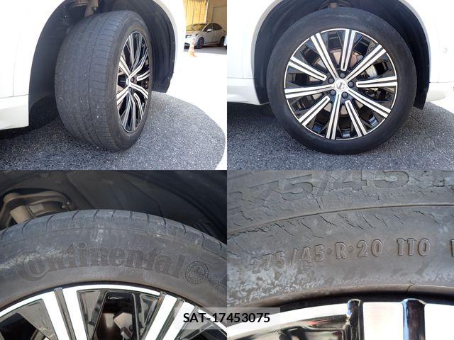 Volvo XC90 2022-03 8486251-28