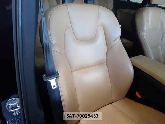 Volvo XC90 2016-11 8528088-22