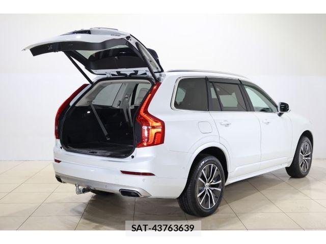 Volvo XC90 2021-02 8528090-10