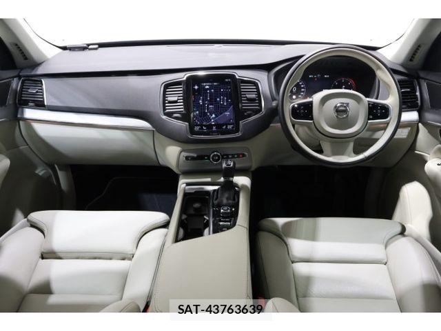 Volvo XC90 2021-02 8528090-22