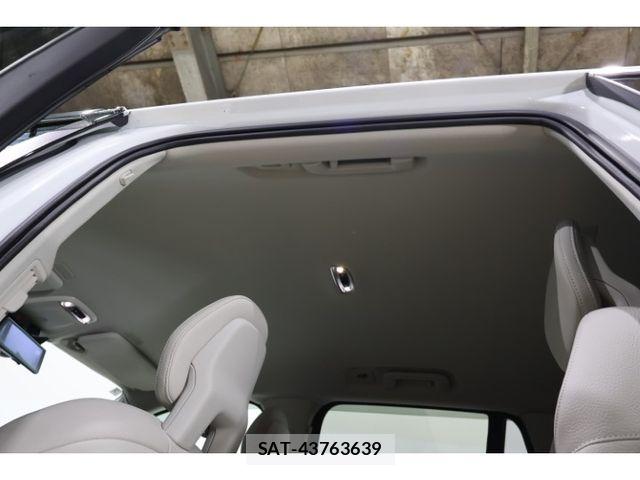 Volvo XC90 2021-02 8528090-6