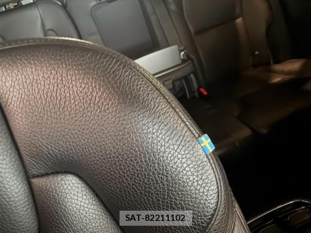 Volvo XC90 2022-10 8564018-21