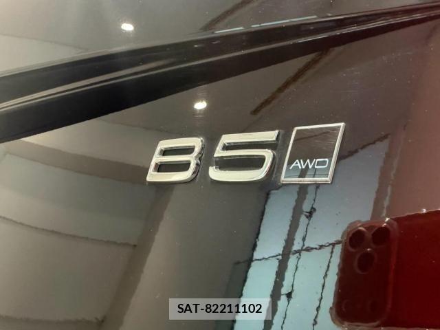 Volvo XC90 2022-10 8564018-22