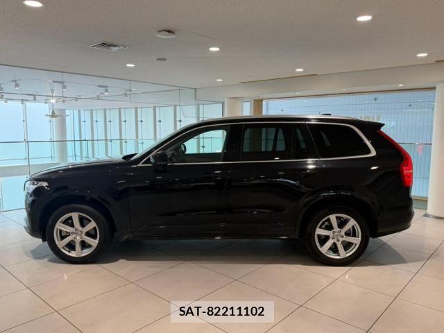 Volvo XC90 2022-10 8564018-3