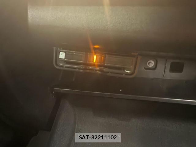 Volvo XC90 2022-10 8564018-8