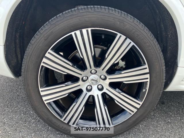 Volvo XC90 2022-01 8564017-9