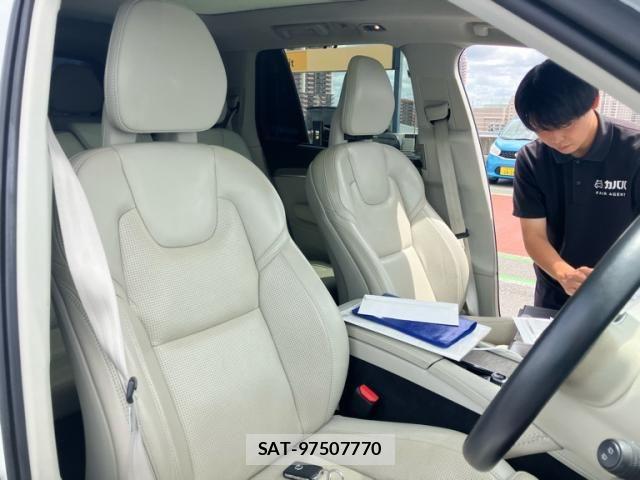 Volvo XC90 2022-01 8564017-11