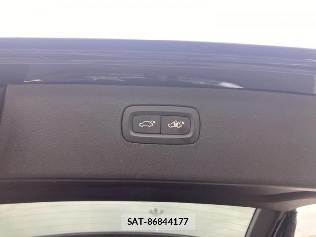 Volvo XC90 2025-03 8746689-10