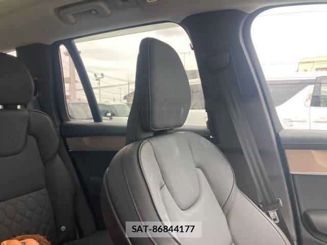 Volvo XC90 2025-03 8746689-27