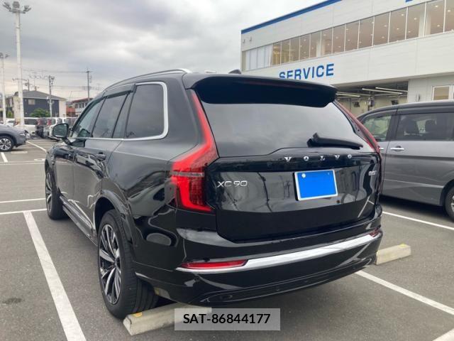 Volvo XC90 2025-03 8746689-5