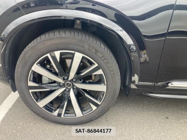 Volvo XC90 2025-03 8746689-8