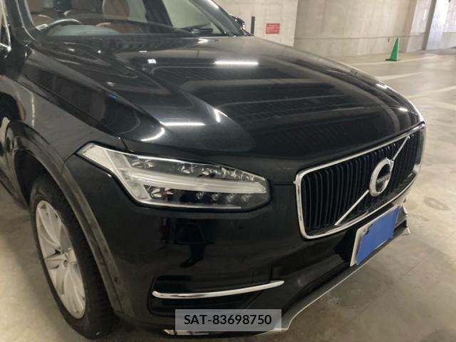 Volvo XC90 2017-06 8851023-1
