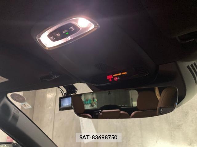 Volvo XC90 2017-06 8851023-28