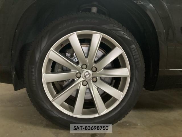 Volvo XC90 2017-06 8851023-8