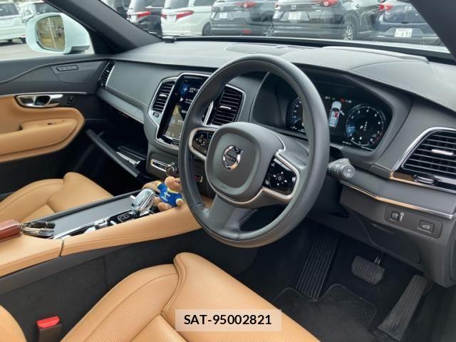 Volvo XC90 2022-07 8882863-13