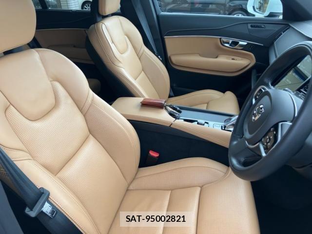 Volvo XC90 2022-07 8882863-14