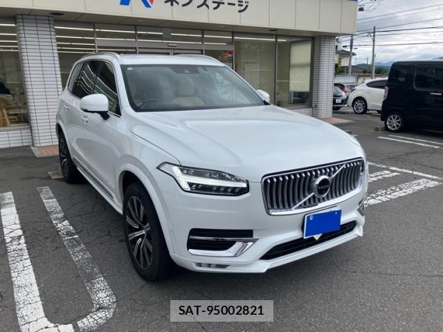Volvo XC90 2022-07 8882863-1
