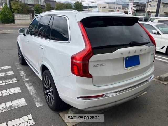 Volvo XC90 2022-07 8882863-6