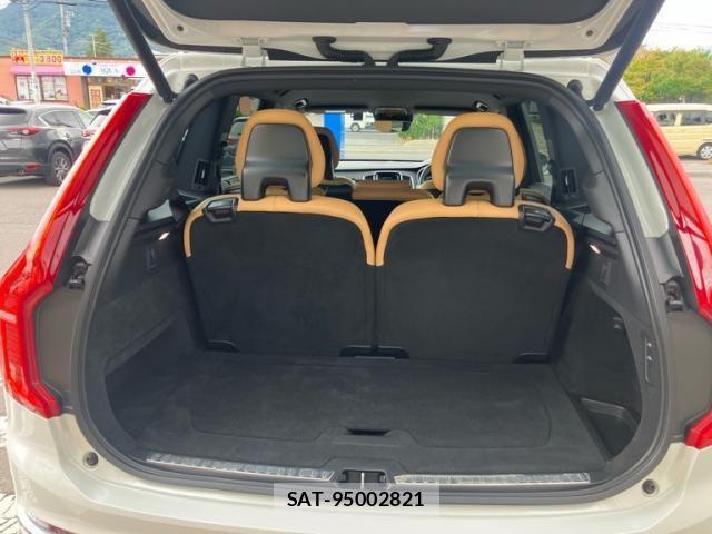 Volvo XC90 2022-07 8882863-8