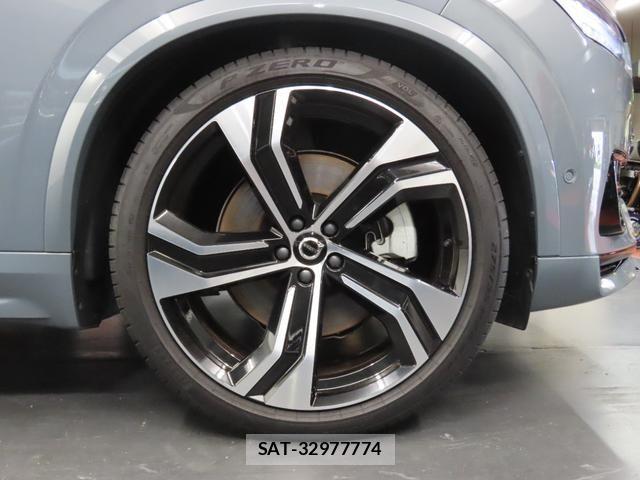 Volvo XC90 2023-08 8882862-6