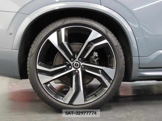 Volvo XC90 2023-08 8882862-8