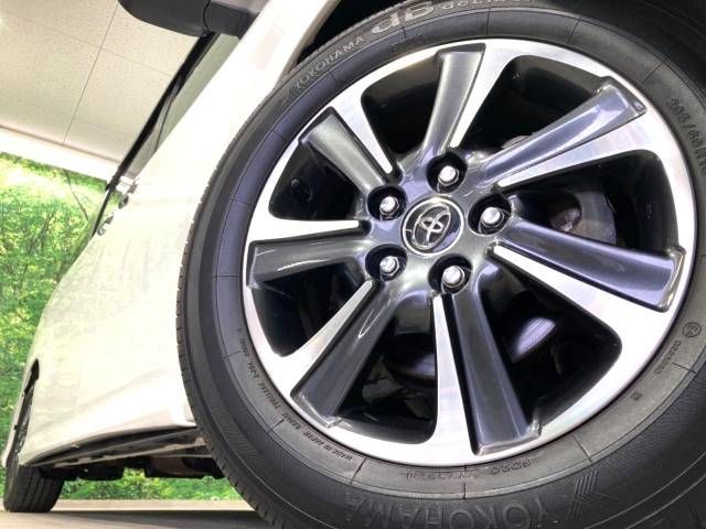 Toyota VOXY 2018-10 469345-14
