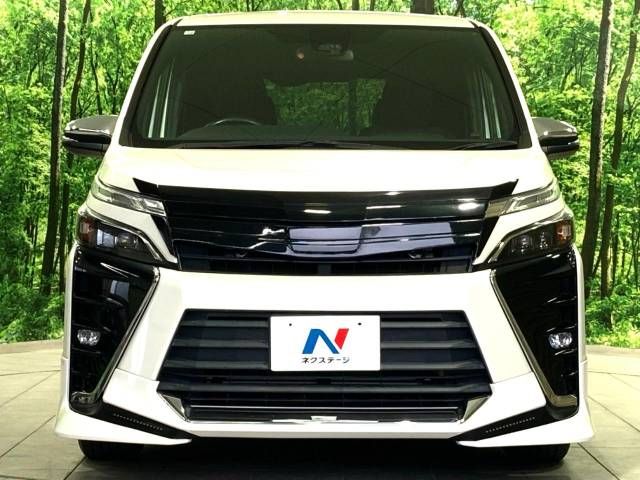 Toyota VOXY 2018-10 469345-15
