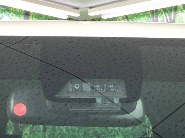 Toyota VOXY 2018-10 469345-5