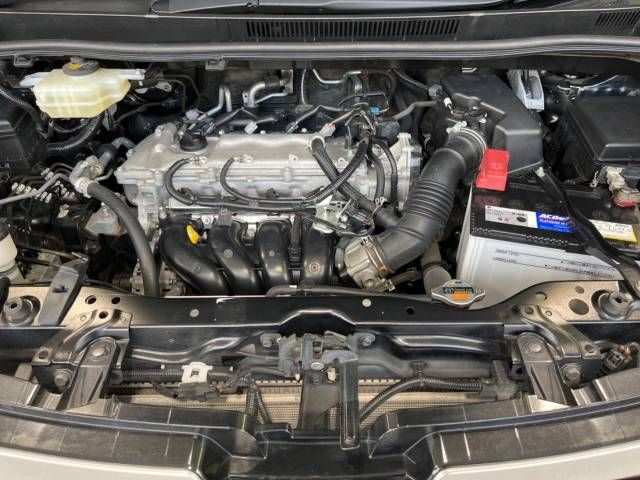 Toyota VOXY 2016-10 476808-19