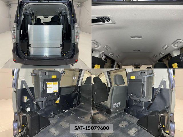 Toyota VOXY 2012-11 209016-10