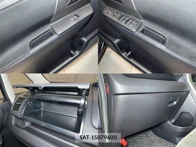 Toyota VOXY 2012-11 209016-17