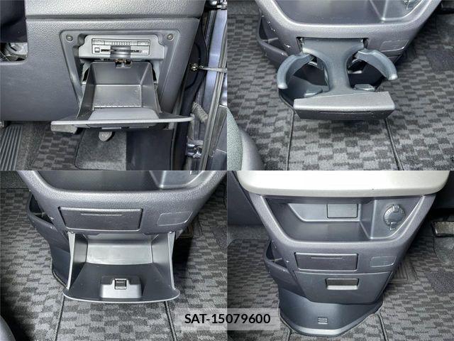 Toyota VOXY 2012-11 209016-18