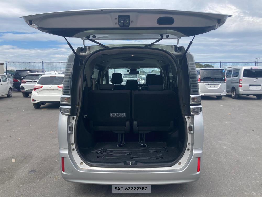 Toyota VOXY 2018 1289548-28