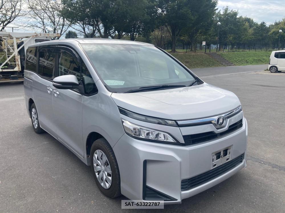 Toyota VOXY 2018 1289548-6