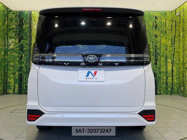 Toyota VOXY 2025-03 1415525-15