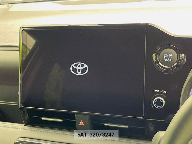 Toyota VOXY 2025-03 1415525-3