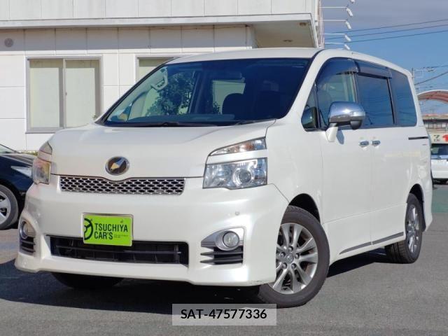 Toyota VOXY 2012-10 1665127-0