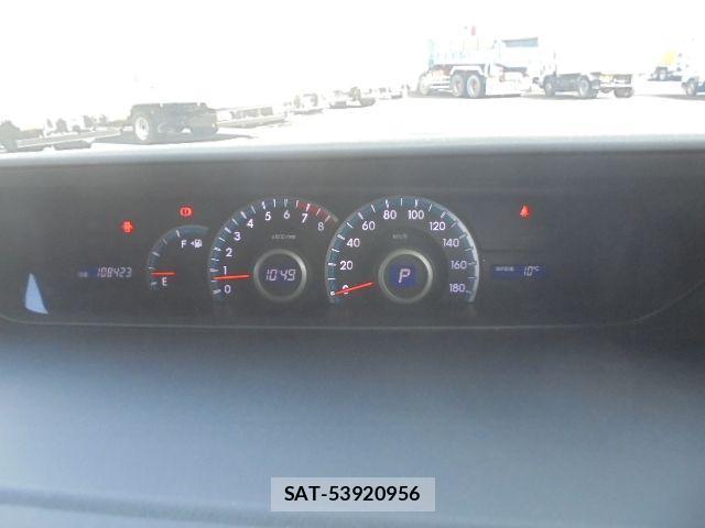 Toyota VOXY 2010-06 1848536-16