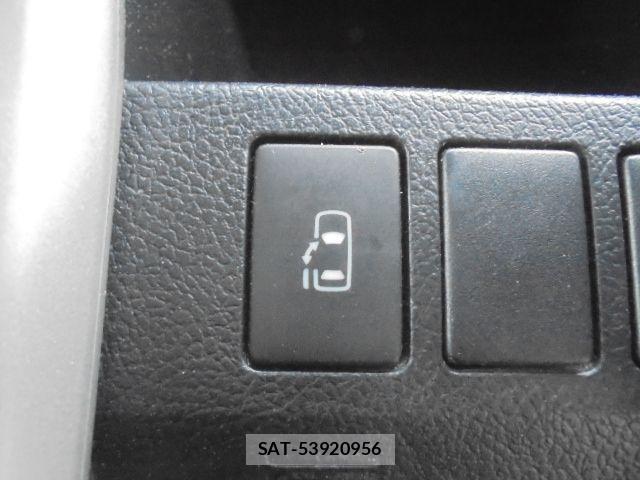 Toyota VOXY 2010-06 1848536-17