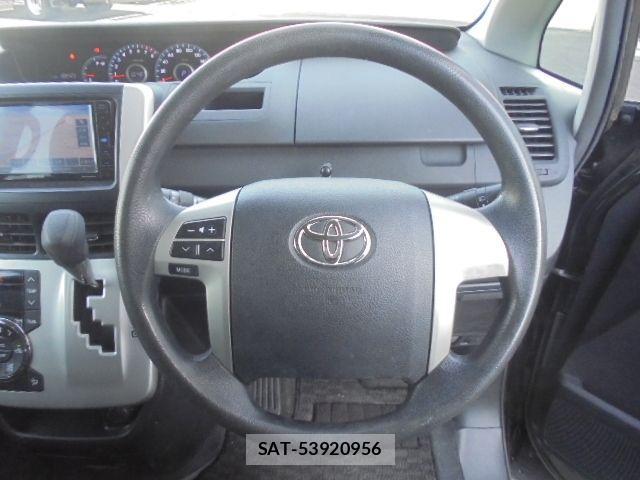 Toyota VOXY 2010-06 1848536-1