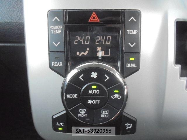 Toyota VOXY 2010-06 1848536-21