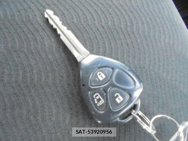 Toyota VOXY 2010-06 1848536-25