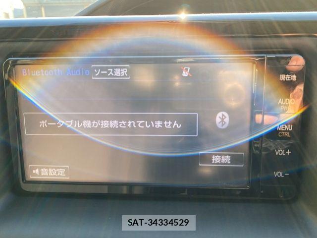 Toyota VOXY 2017-04 2101402-21